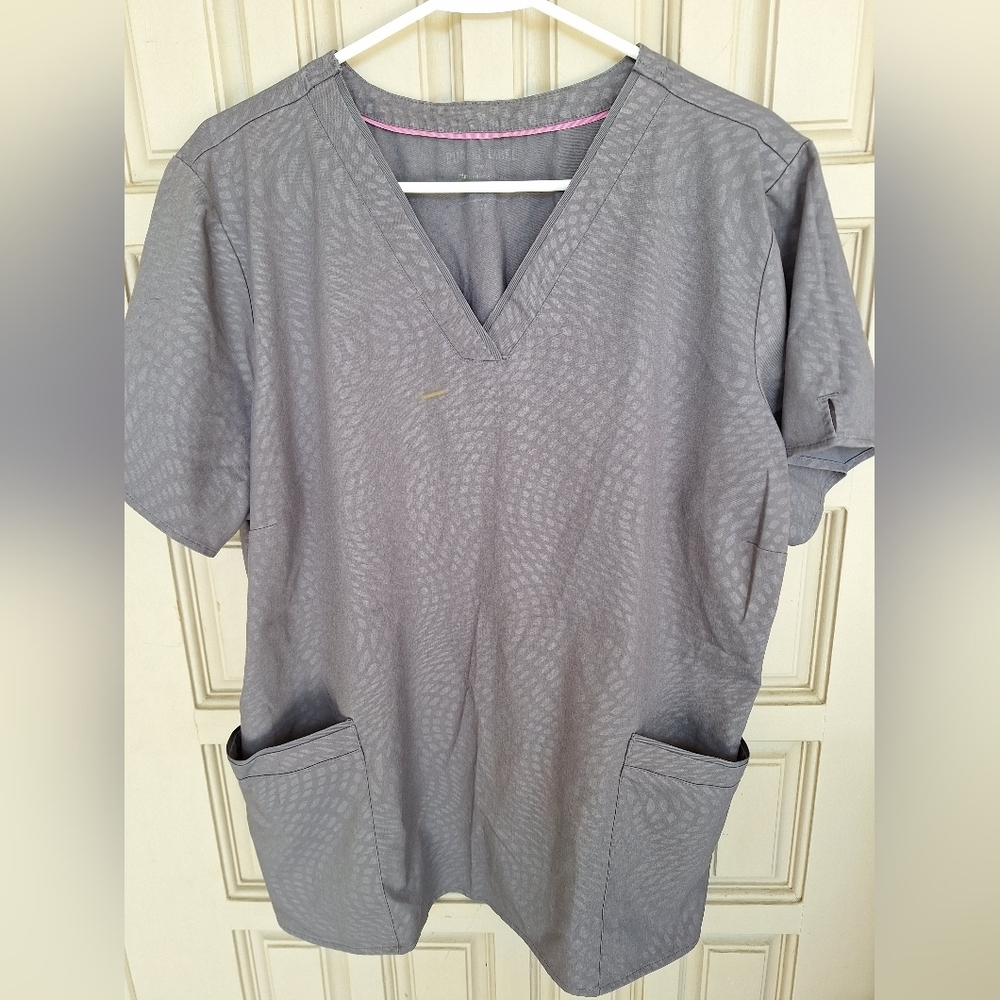 Gray V-Neck Scrub Top Plus Sz2X Pockets Short Sleeves